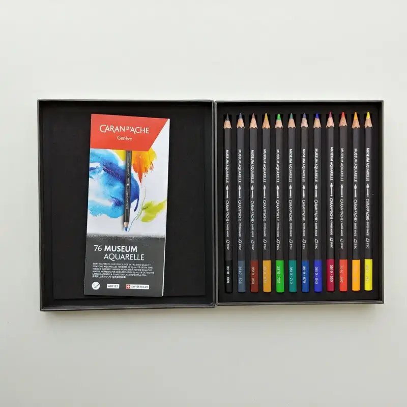 까렌다쉬뮤지엄아쿠아렐,까렌다쉬수채색연필,까렌다쉬전문가용수채색연필
