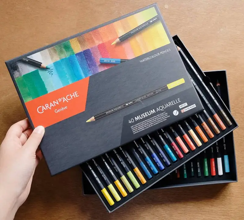 까렌다쉬뮤지엄아쿠아렐수채색연필,까렌다쉬수채색연필,까렌다쉬색연필,수채색연필,색연필세트