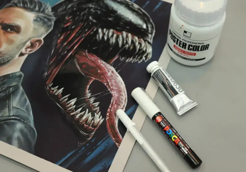 유니포스카마카,사쿠라겔리롤,홀베인수채화괏,신한포스터칼라