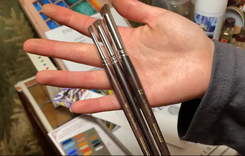 시넬리에파스텔브러쉬