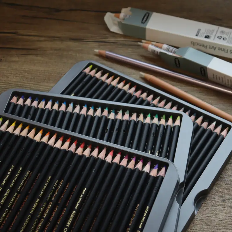 더웬트,크로마플로우,색연필,유성색연필,연필,드로잉,전동지우개,세르지오,스케치북,연필케이스