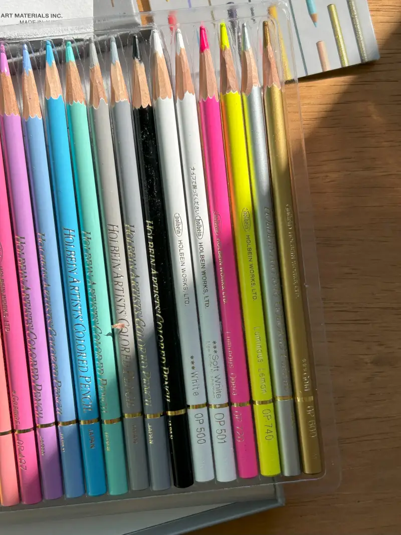 홀베인,홀베인유성색연필,유성색연필