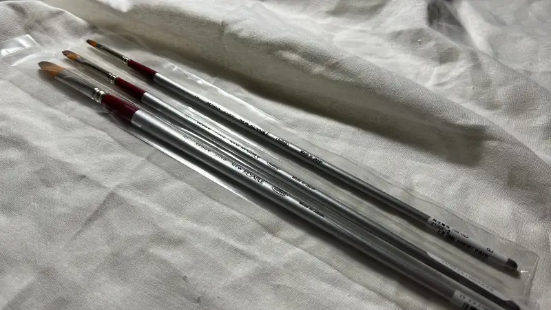 뉴리세이블,홀베인,아크릴붓,유화붓