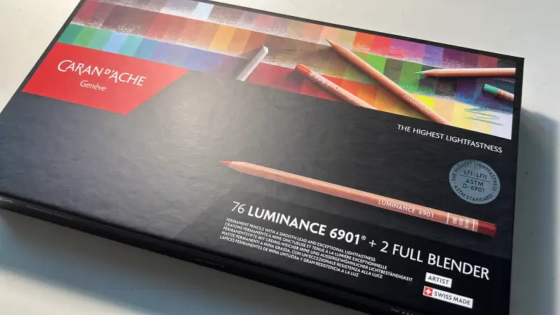 까렌다쉬,루미넌스6901,색연필