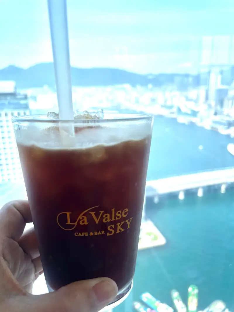 라발스호텔스카이라운지,라발스호텔카페,드로잉,펜드로잉,그림여행,여행스케치