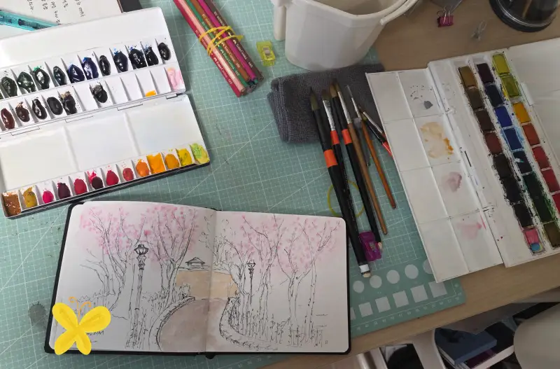 하네믈레트레블북,피버카스텔유성색연필,윈저앤뉴튼고체물감,화홍수채화붓